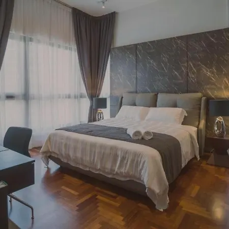 Luxury Suites At The Mews Klcc Kuala Lumpur Exterior photo