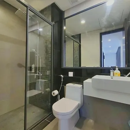Luxury Suites At The Mews Klcc Kuala Lumpur Exterior photo