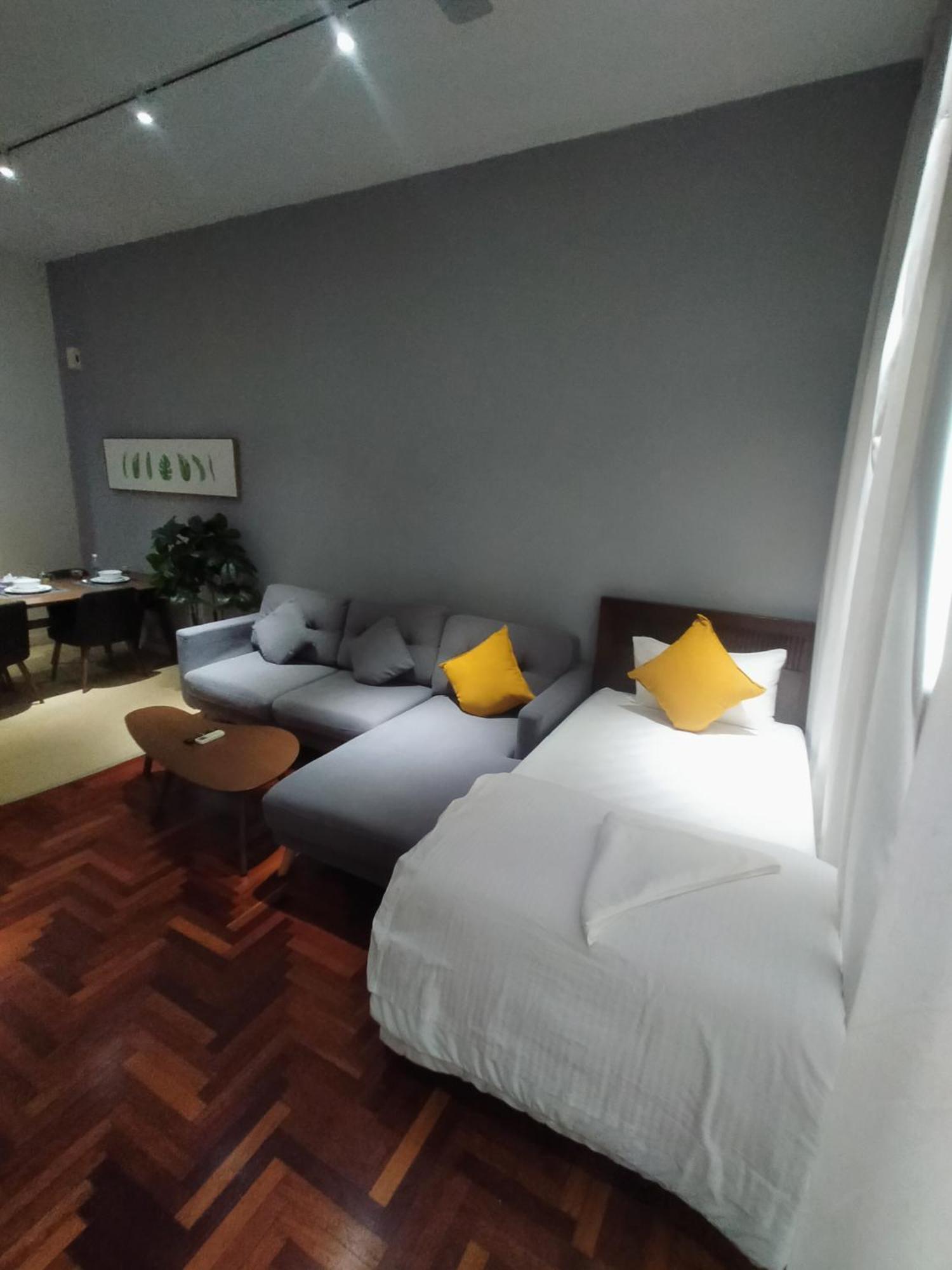 Luxury At The Mews Klcc Apartment