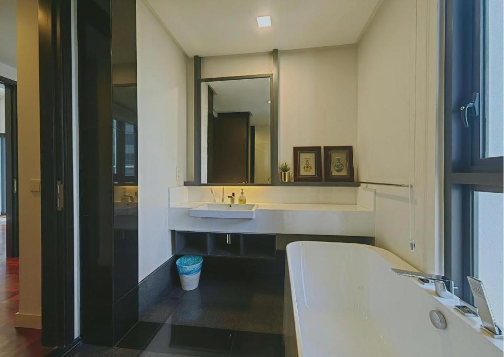 Luxury At The Mews Klcc Pangsapuri Kuala Lumpur
