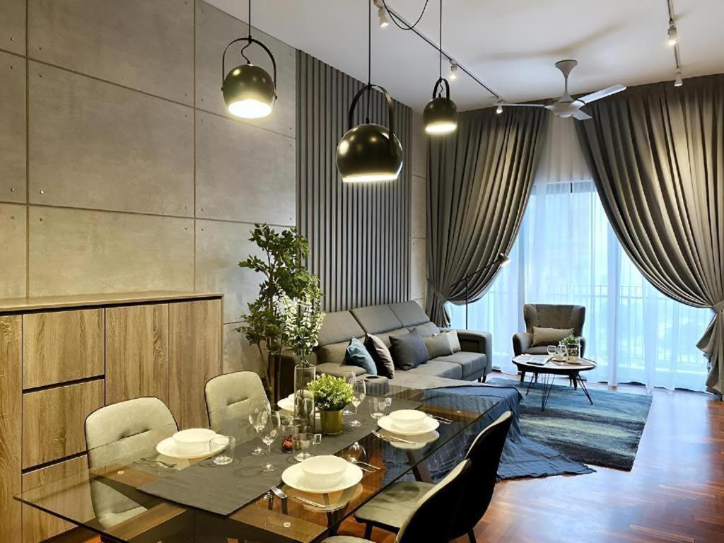 Luxury At The Mews Klcc Pangsapuri Kuala Lumpur