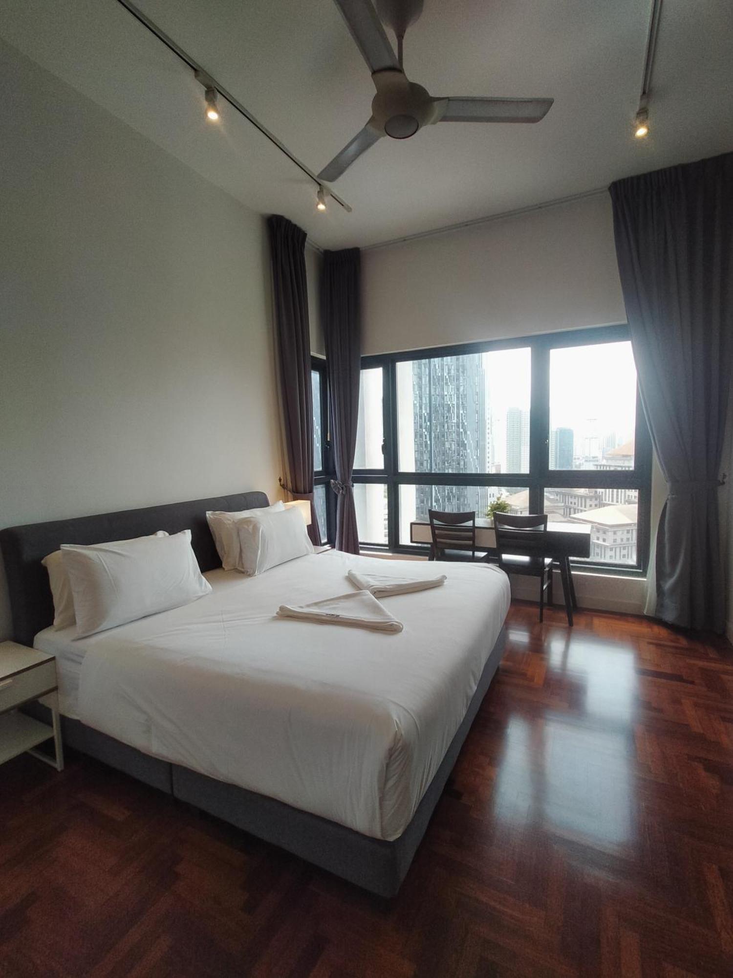 Luxury At The Mews Klcc