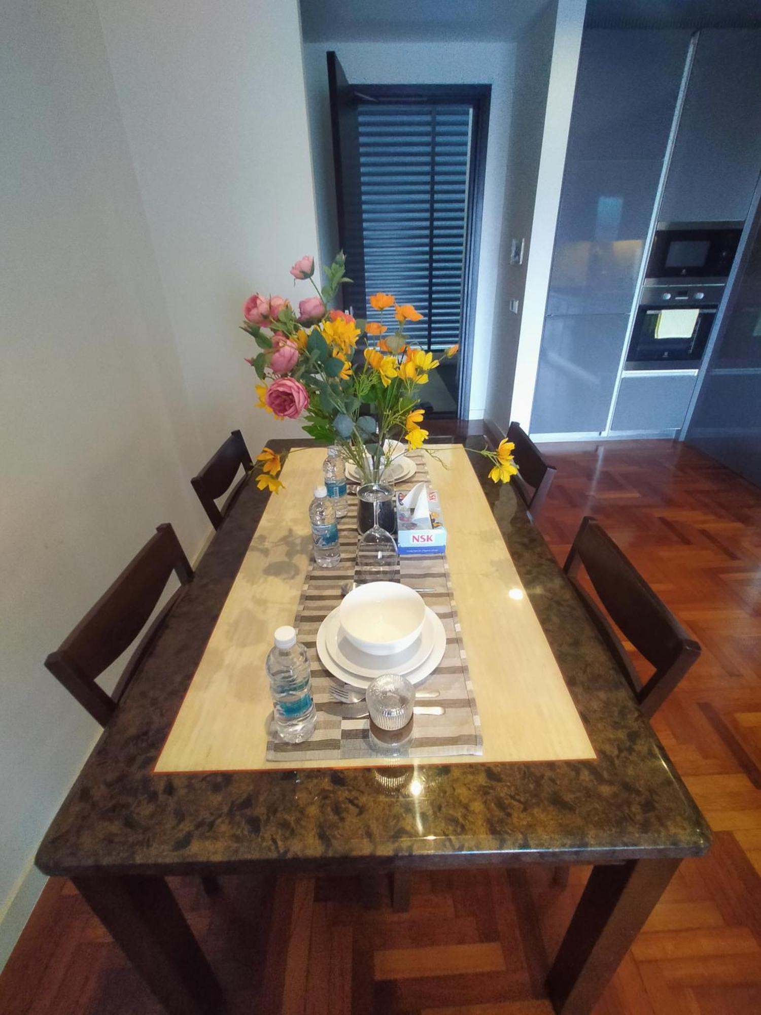Luxury At The Mews Klcc Pangsapuri Kuala Lumpur