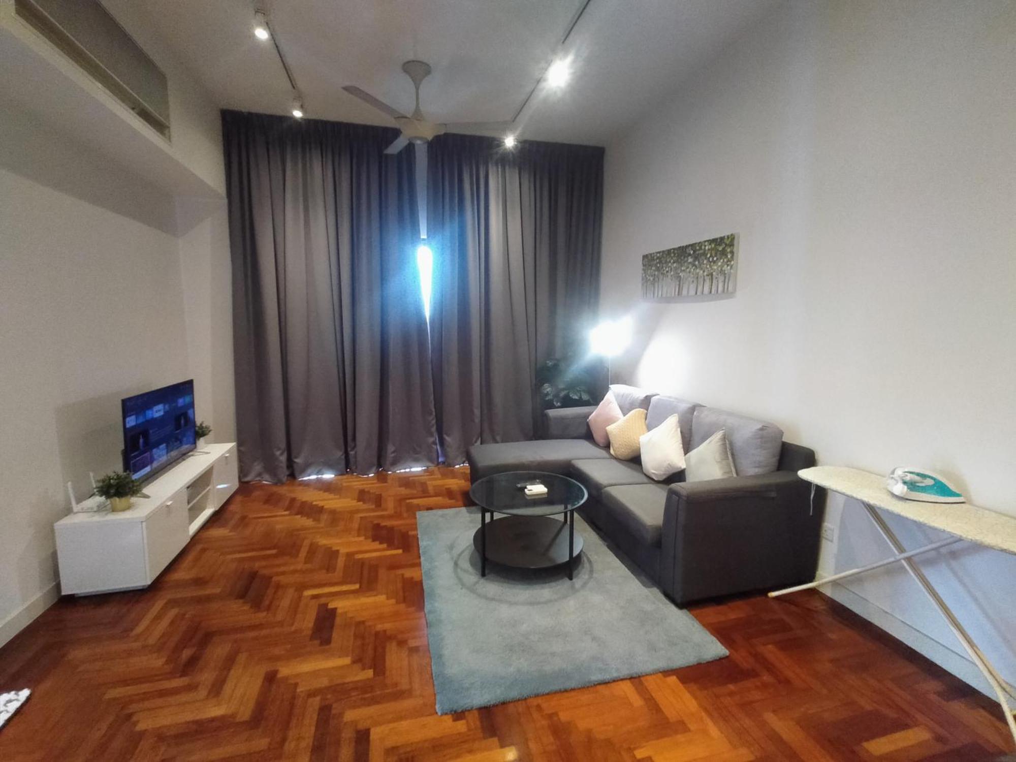 Luxury At The Mews Klcc